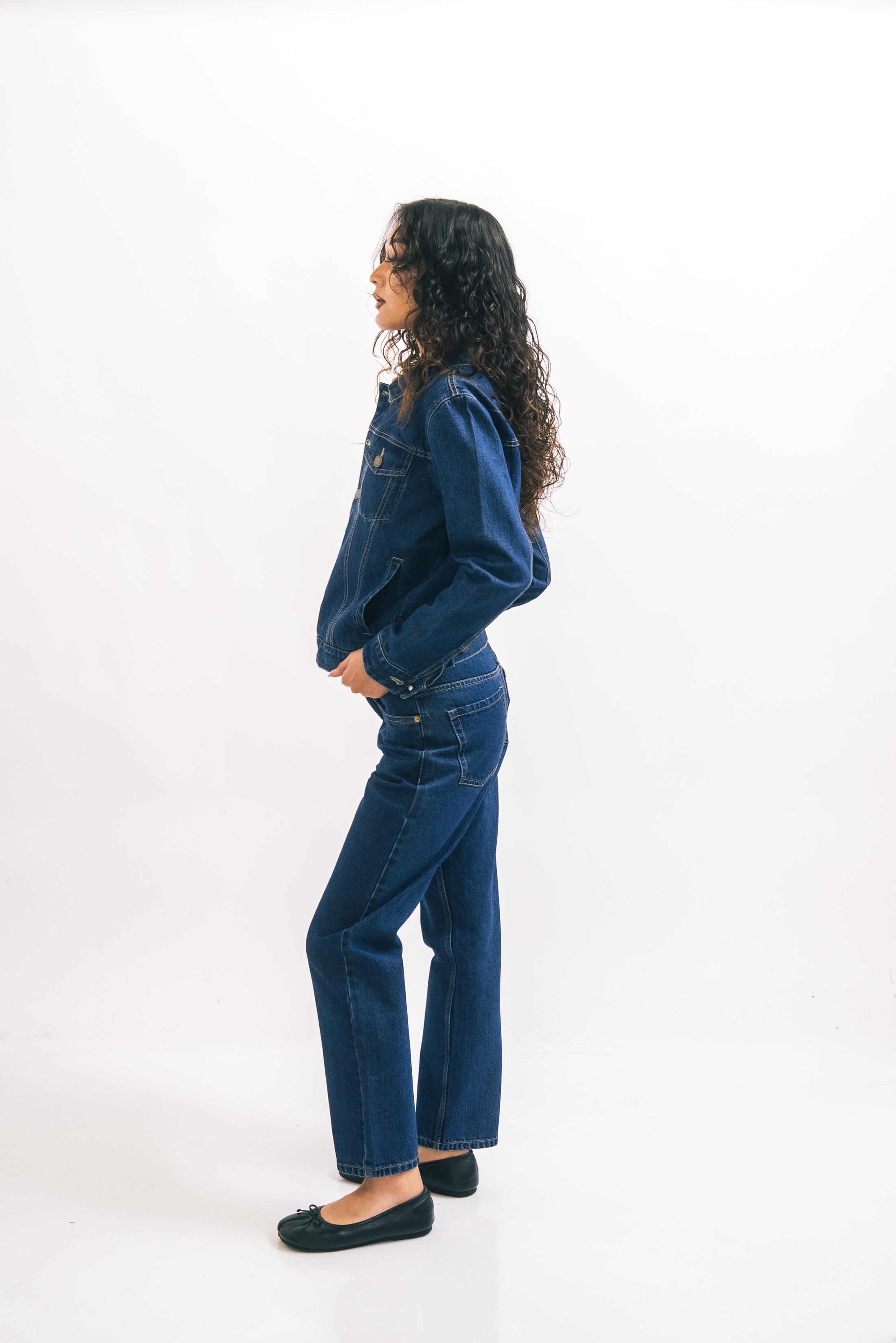 1991 Mid Rise Straight Leg Jeans in Mid Blue