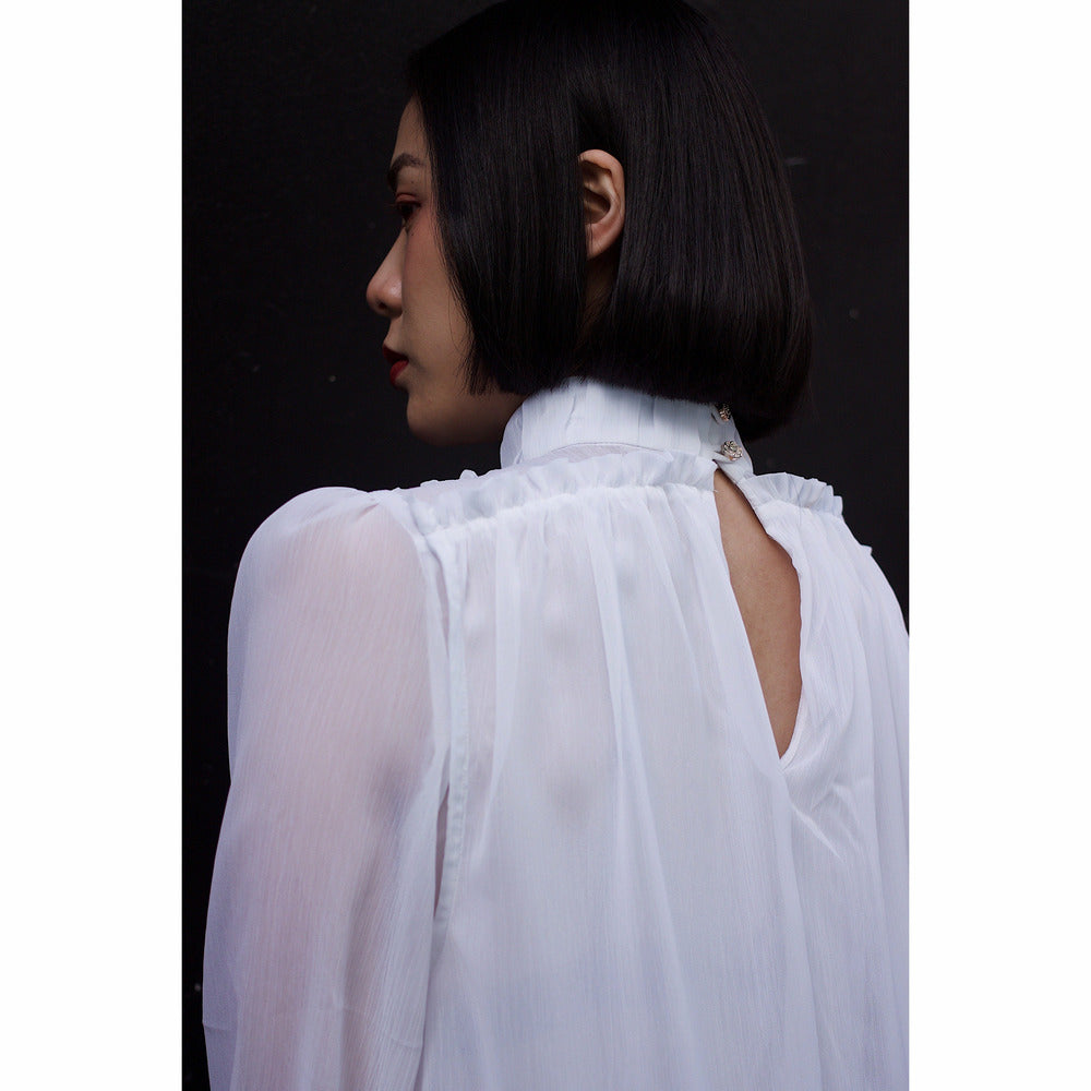 High neck blouse - White - nowa.