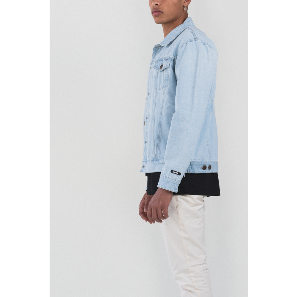 Trucker Jacket in 1991 Denim Blue