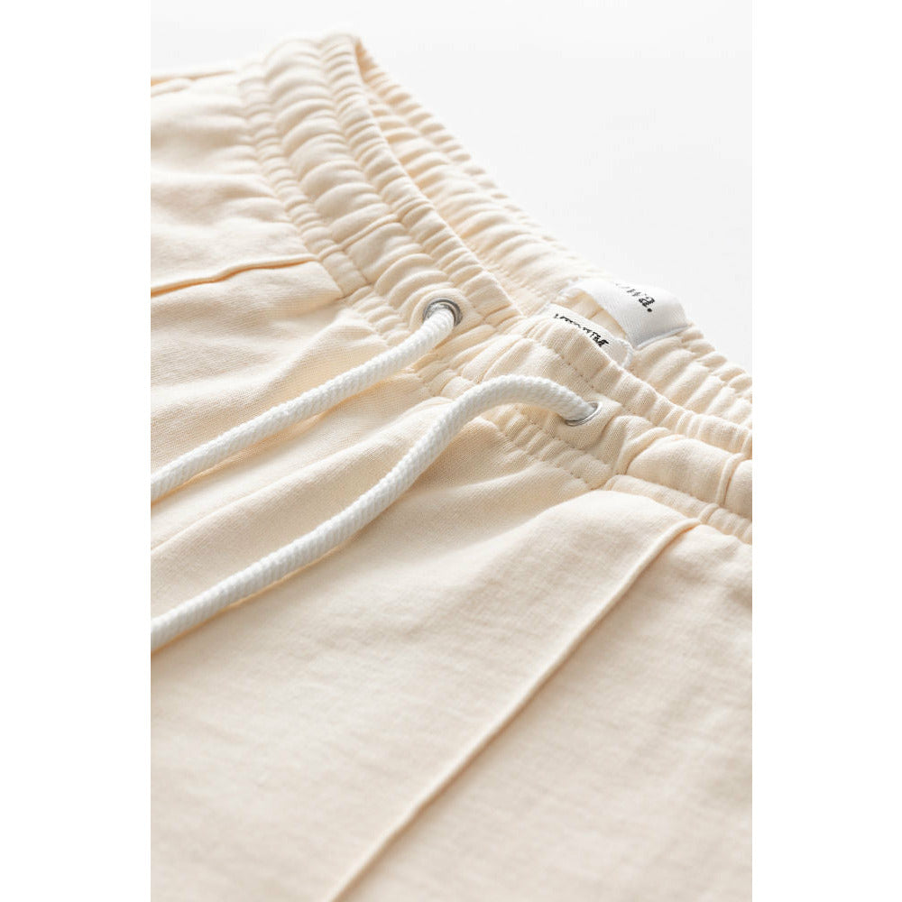 Unisex Sweat Shorts in Pearled Ivory
