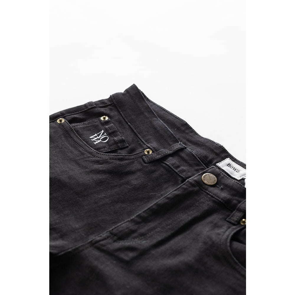 1983 Slim Leg Jean in Black