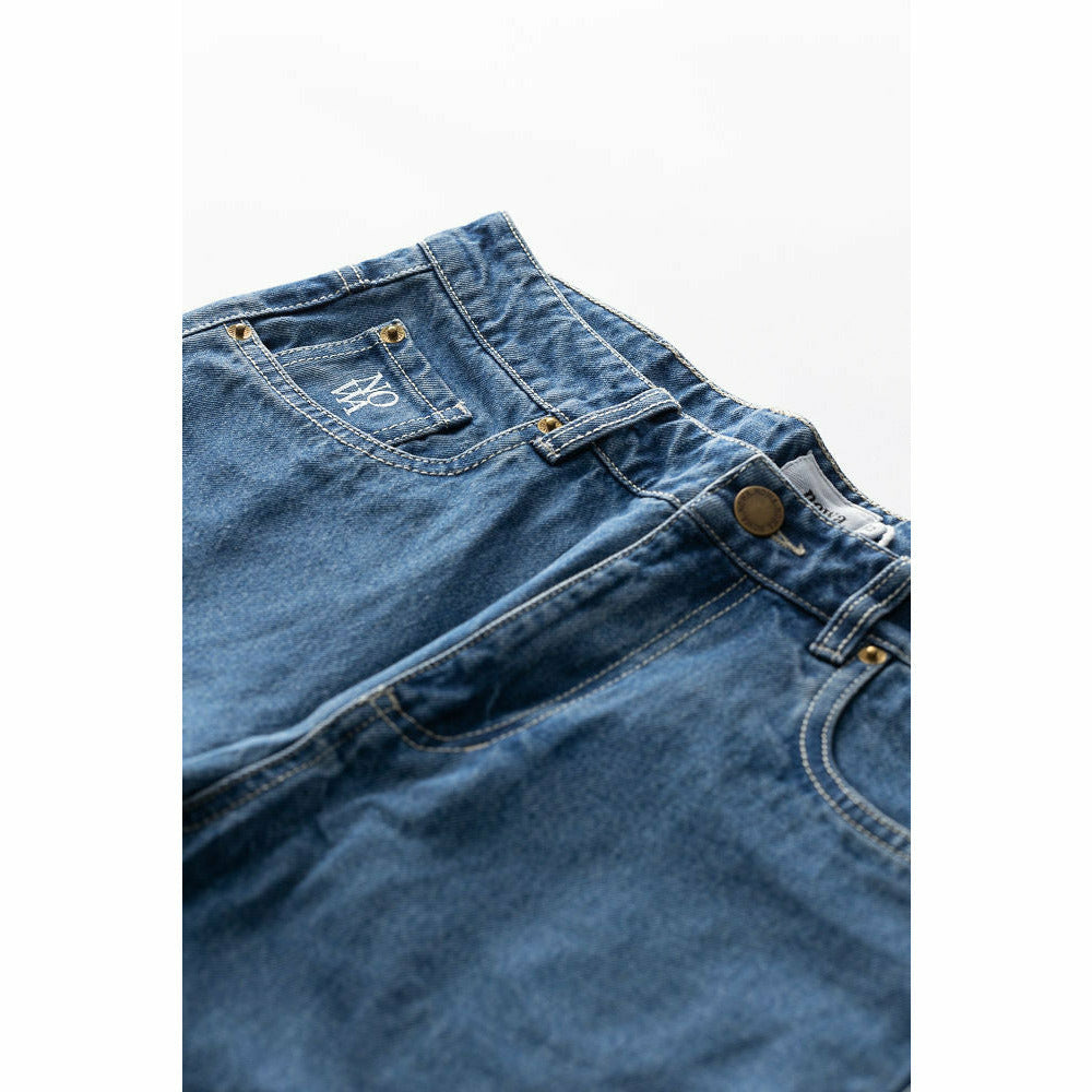 1983 Slim Leg Jeans in Mid Blue